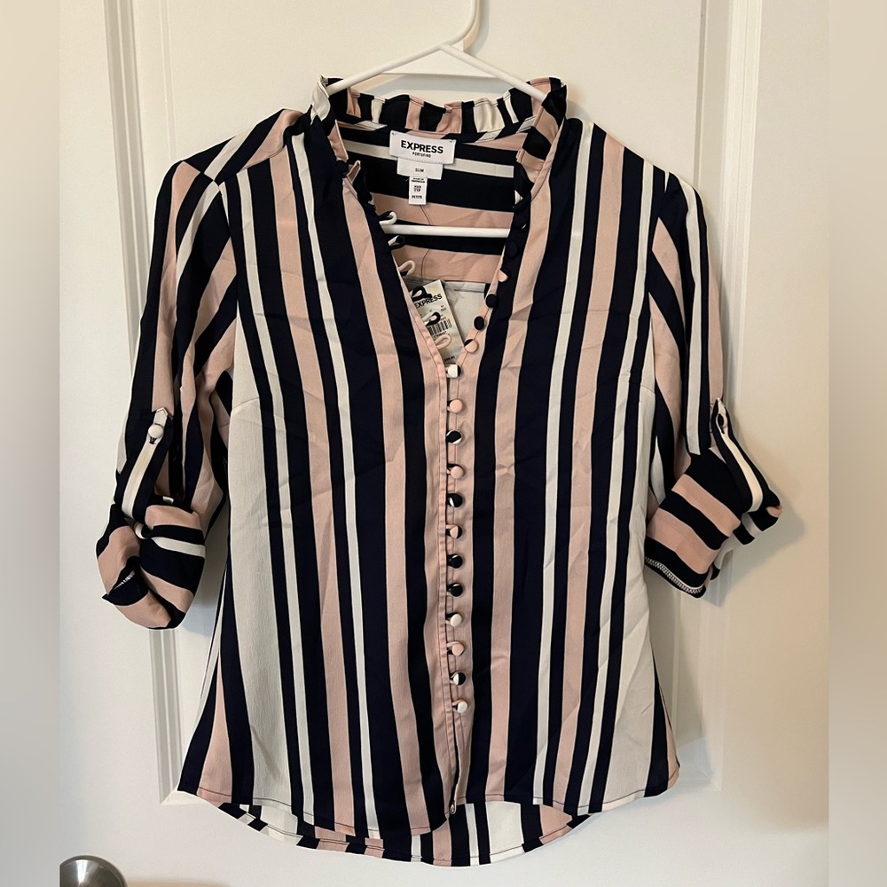 Express Blouse - Picture 1 of 3